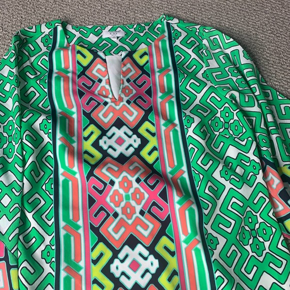Crown & Ivy Womens Dress Size 4P Green Pink Geometric Kimono Sleeves Shift Work - Picture 2 of 11
